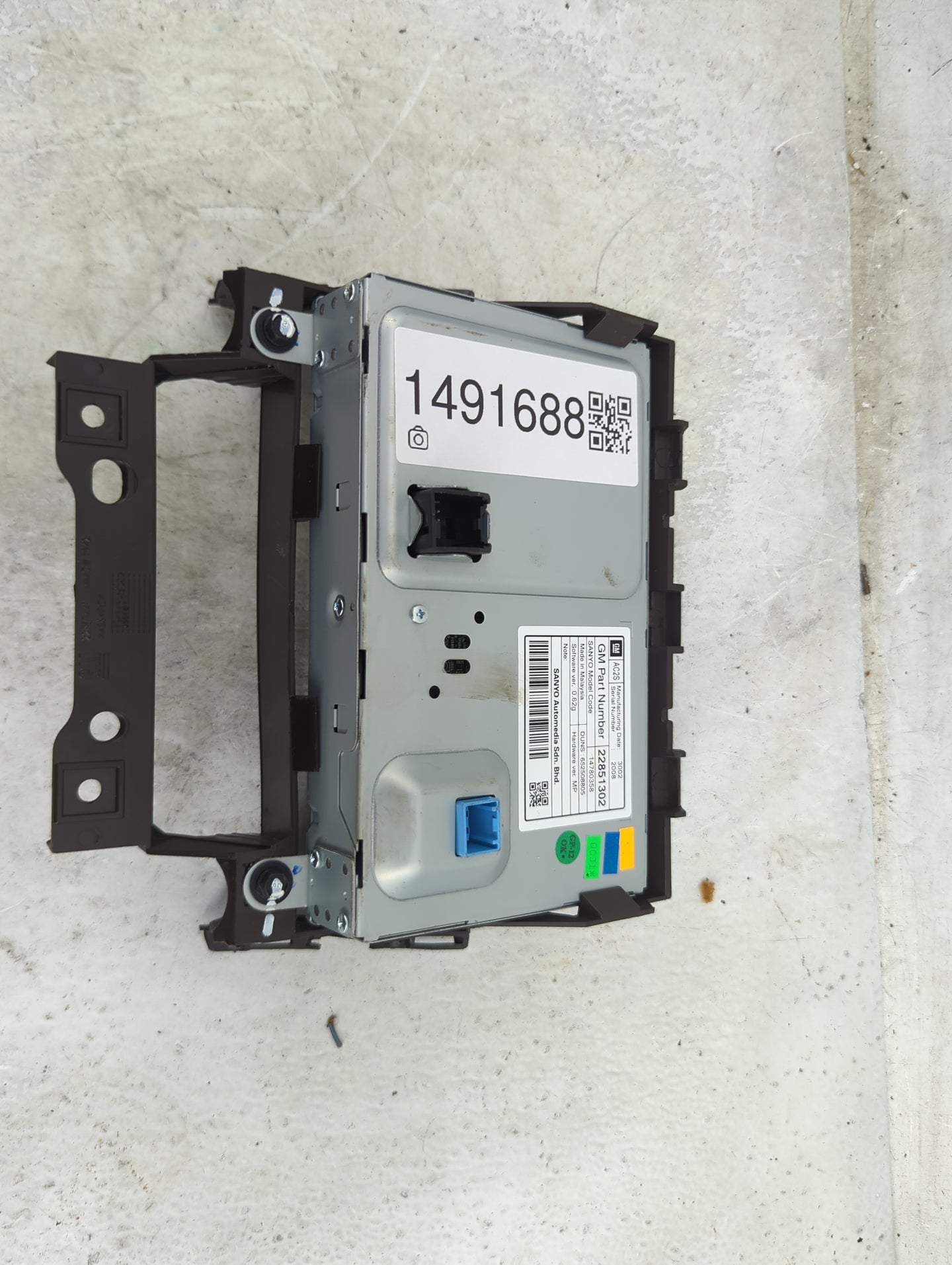 2012-2016 Buick Verano Information Display Screen 1491688 - Oemusedautoparts1.com