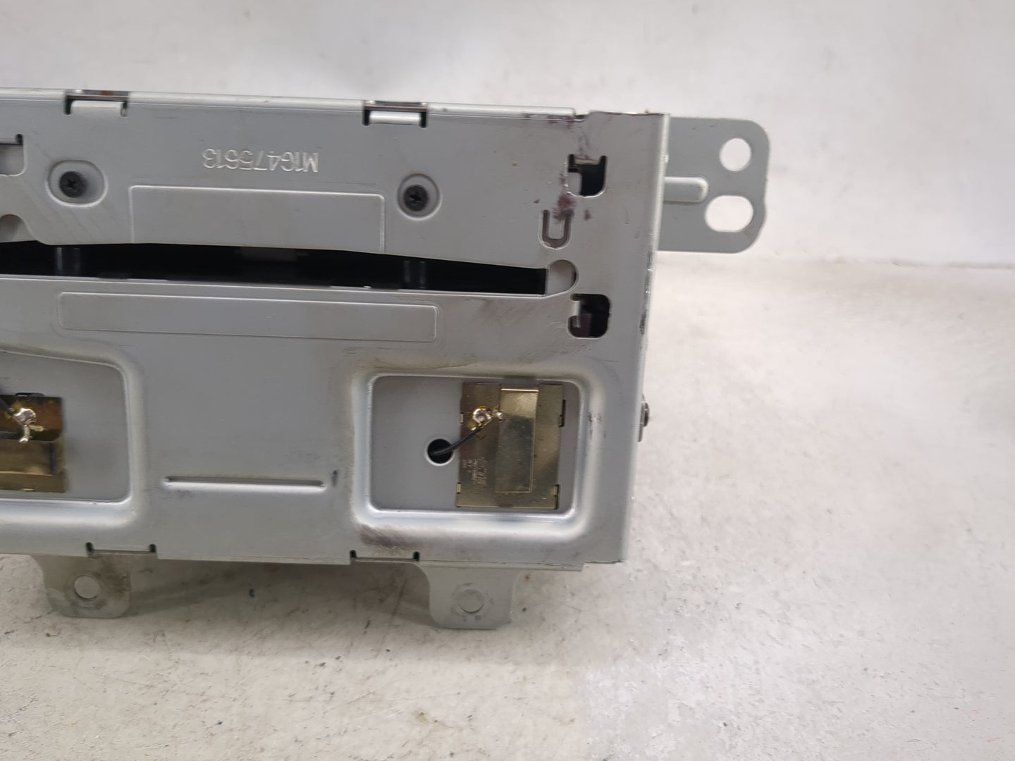 2013 Buick Verano Radio AM FM Cd Player Receiver Replacement P/N:23121124 GA-130-COLR-NS Fits OEM Used Auto Parts - Oemuseda