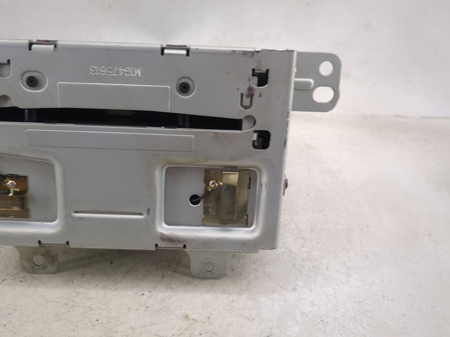 2013 Buick Verano Radio AM FM Cd Player Receiver Replacement P/N:23121124 GA-130-COLR-NS Fits OEM Used Auto Parts - Oemuseda
