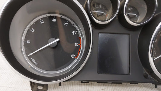2013 Buick Verano Instrument Cluster Speedometer Gauges P/N:22978276 Fits OEM Used Auto Parts