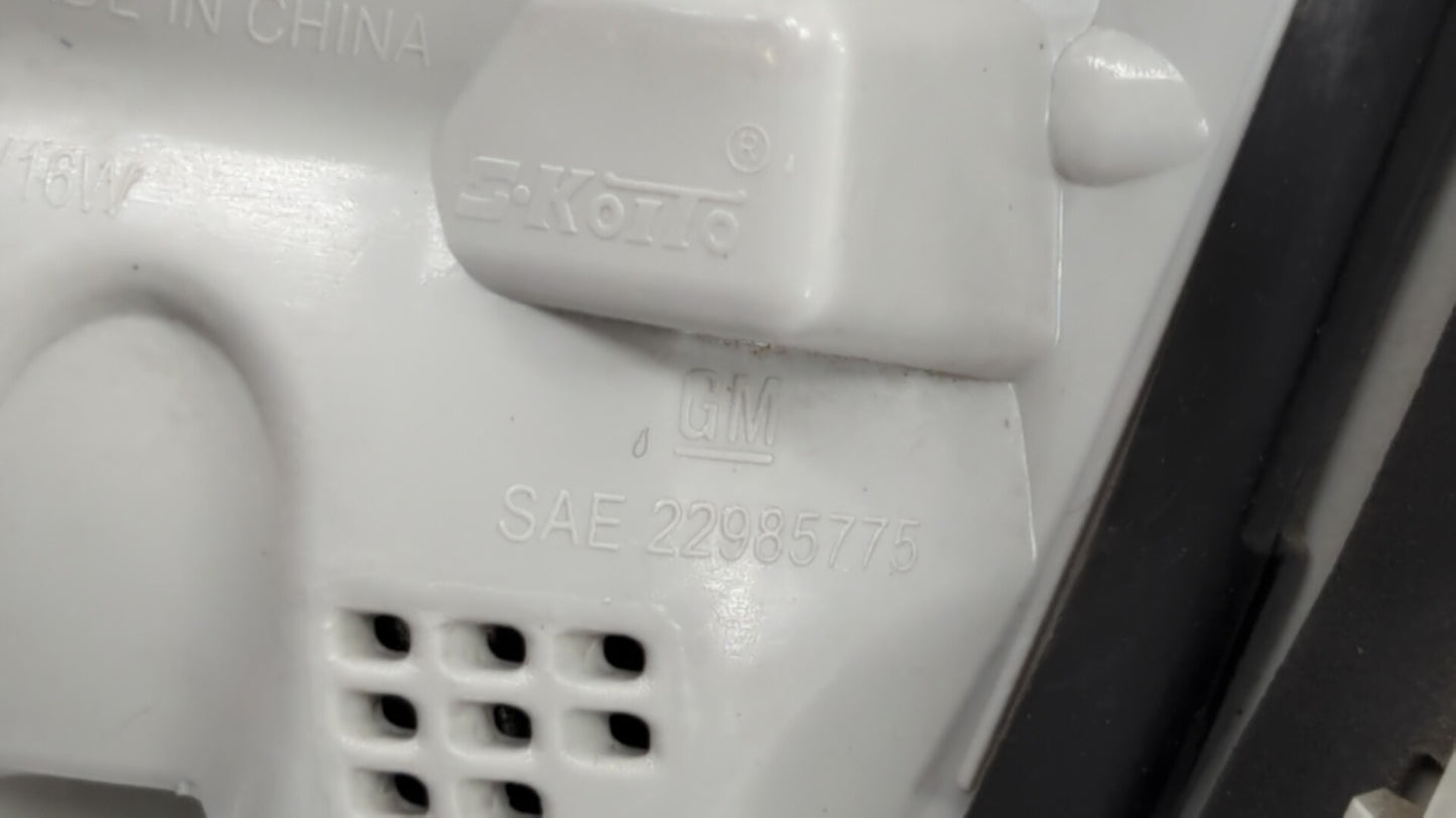 2012-2017 Buick Verano Tail Light Assembly Driver Left OEM P/N:22985775 22945002 Fits Fits 2012 2013 2014 2015 2016 2017 OEM