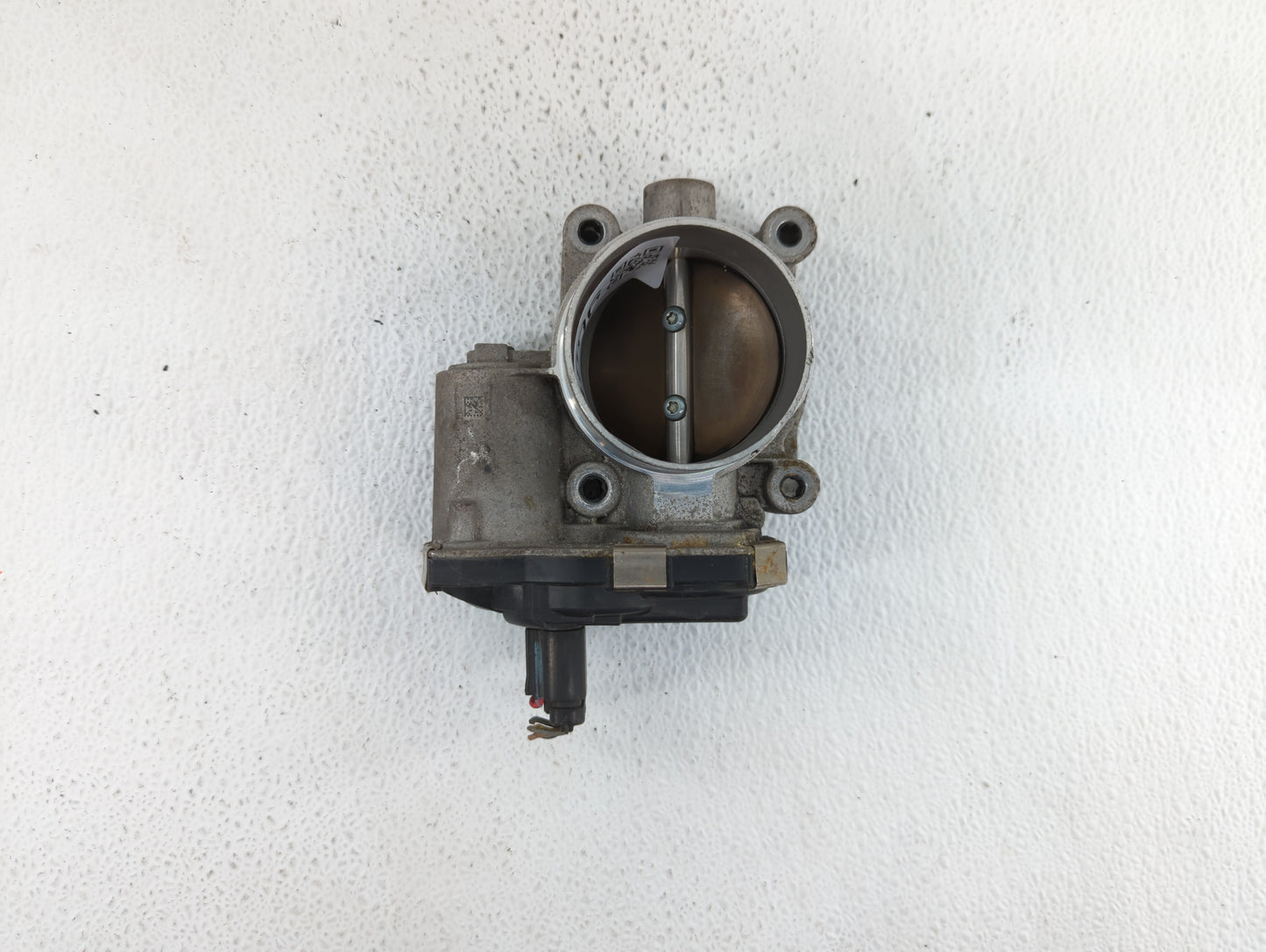 2012-2015 Buick Verano Throttle Body P/N:12632101CA Fits Fits 2012 2013 2014 2015 OEM Used Auto Parts - Oemusedautoparts1.co