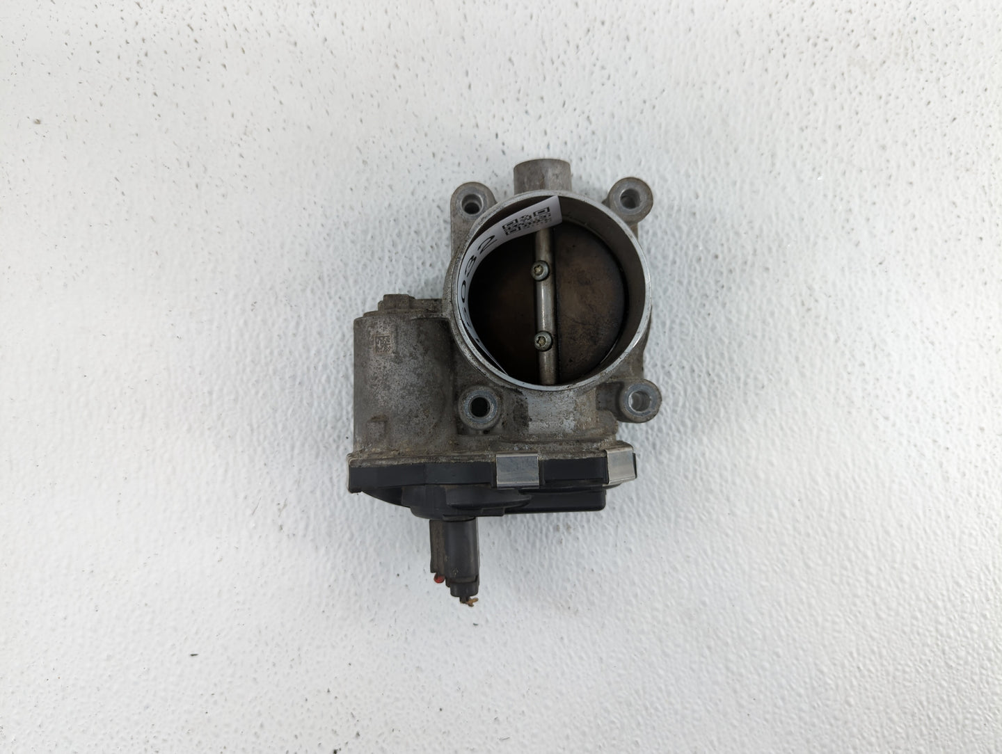 2012-2015 Buick Verano Throttle Body P/N:12632101CA Fits Fits 2012 2013 2014 2015 OEM Used Auto Parts - Oemusedautoparts1.co