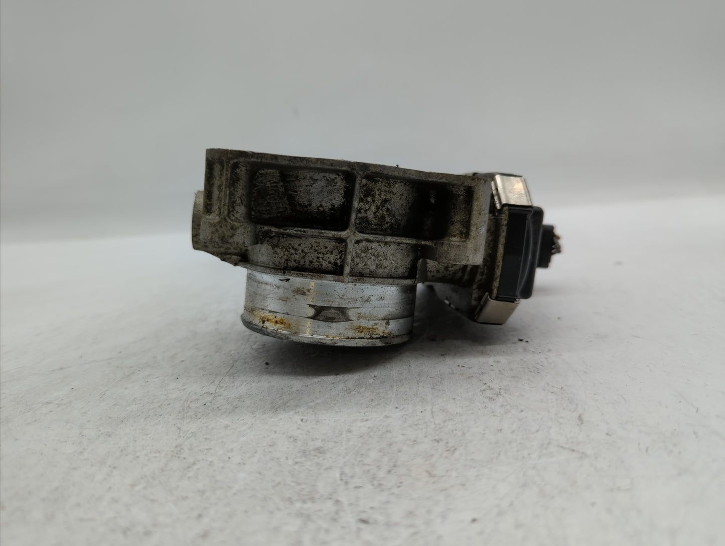 2012-2015 Buick Verano Throttle Body P/N:12632101CA Fits Fits 2012 2013 2014 2015 OEM Used Auto Parts - Oemusedautoparts1.co