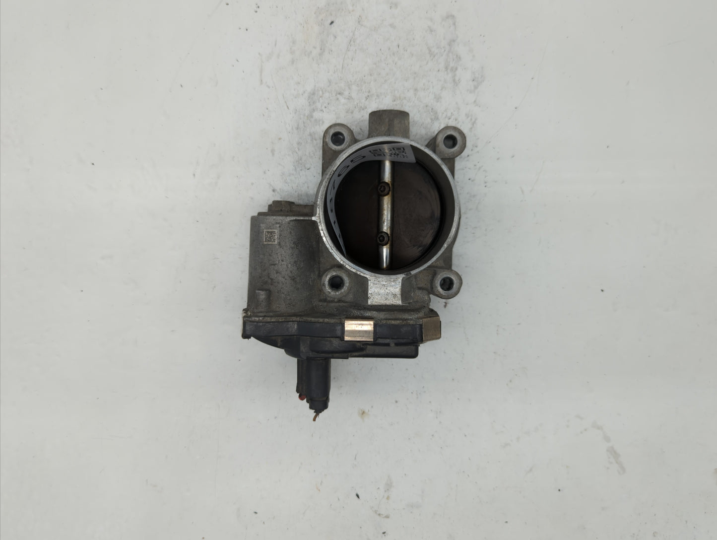 2012-2015 Buick Verano Throttle Body P/N:12632101CA Fits Fits 2012 2013 2014 2015 OEM Used Auto Parts - Oemusedautoparts1.co