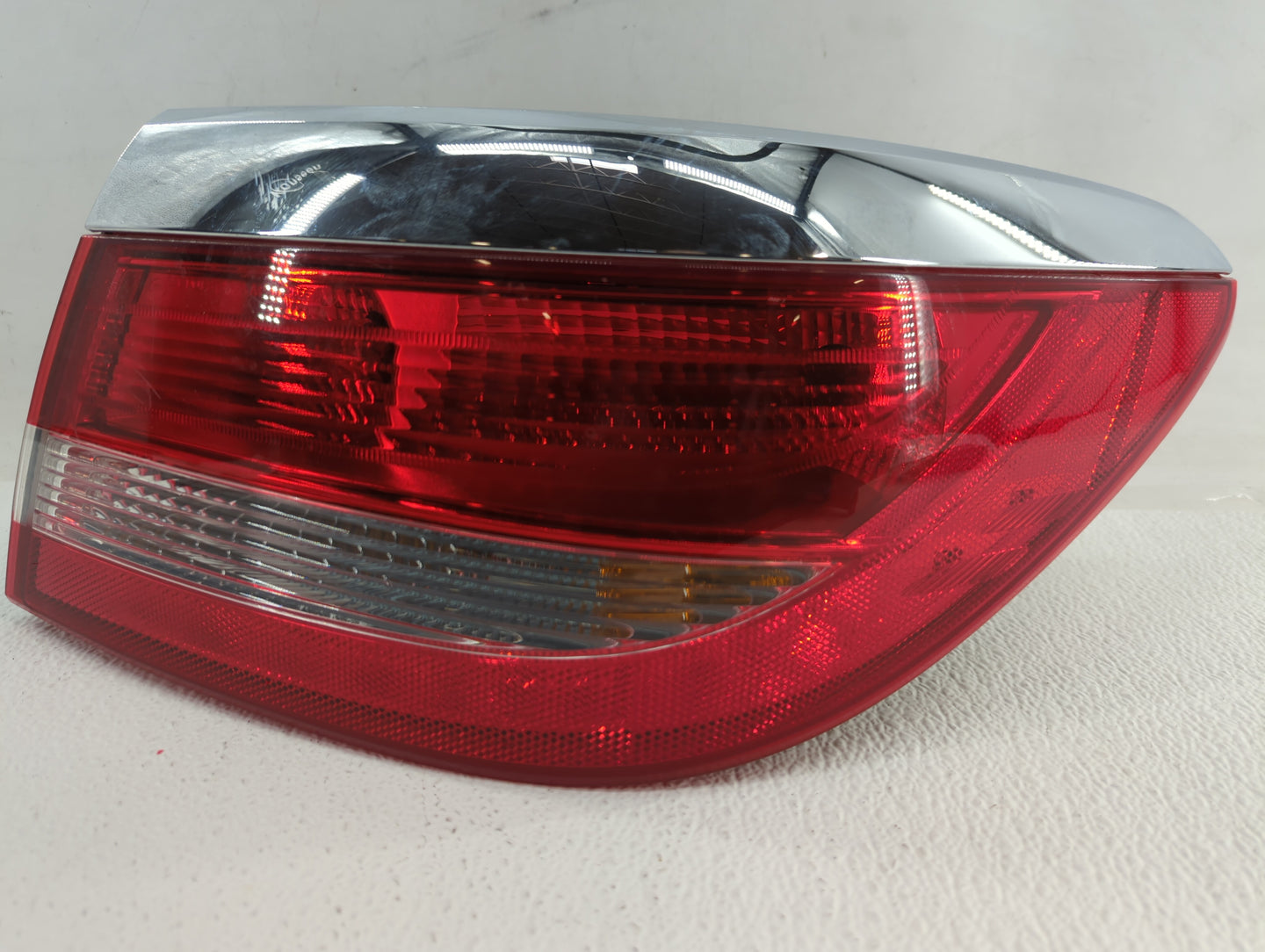 2012-2017 Buick Verano Tail Light Assembly Passenger Right OEM P/N:22908910 22879047 Fits Fits 2012 2013 2014 2015 2016 2017
