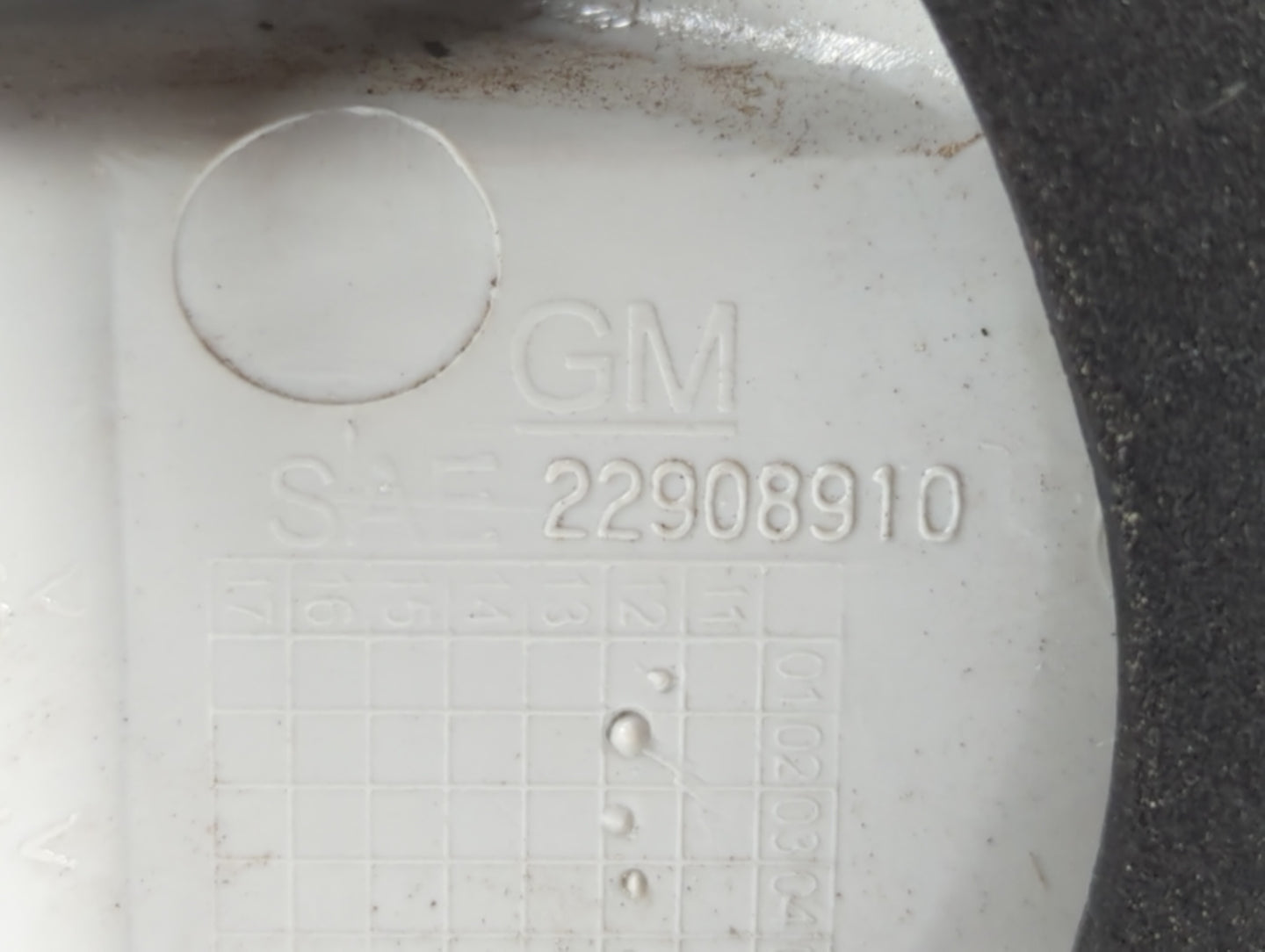 2012-2017 Buick Verano Tail Light Assembly Passenger Right OEM P/N:22908910 22879047 Fits Fits 2012 2013 2014 2015 2016 2017