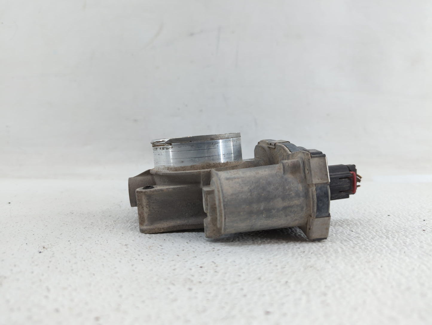 2012-2015 Buick Verano Throttle Body P/N:12632101CA Fits Fits 2012 2013 2014 2015 OEM Used Auto Parts - Oemusedautoparts1.co