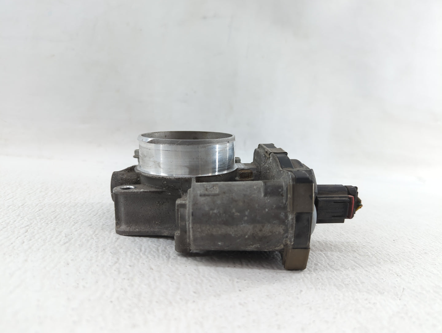 2012-2015 Buick Verano Throttle Body P/N:12632101CA Fits Fits 2012 2013 2014 2015 OEM Used Auto Parts - Oemusedautoparts1.co