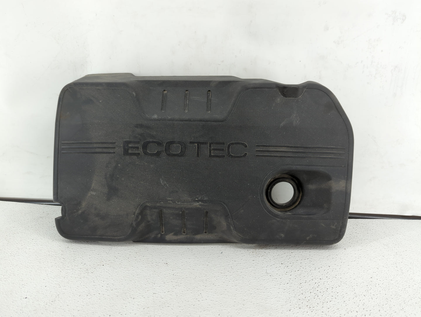 2013 Buick Verano Engine Cover - Oemusedautoparts1.com