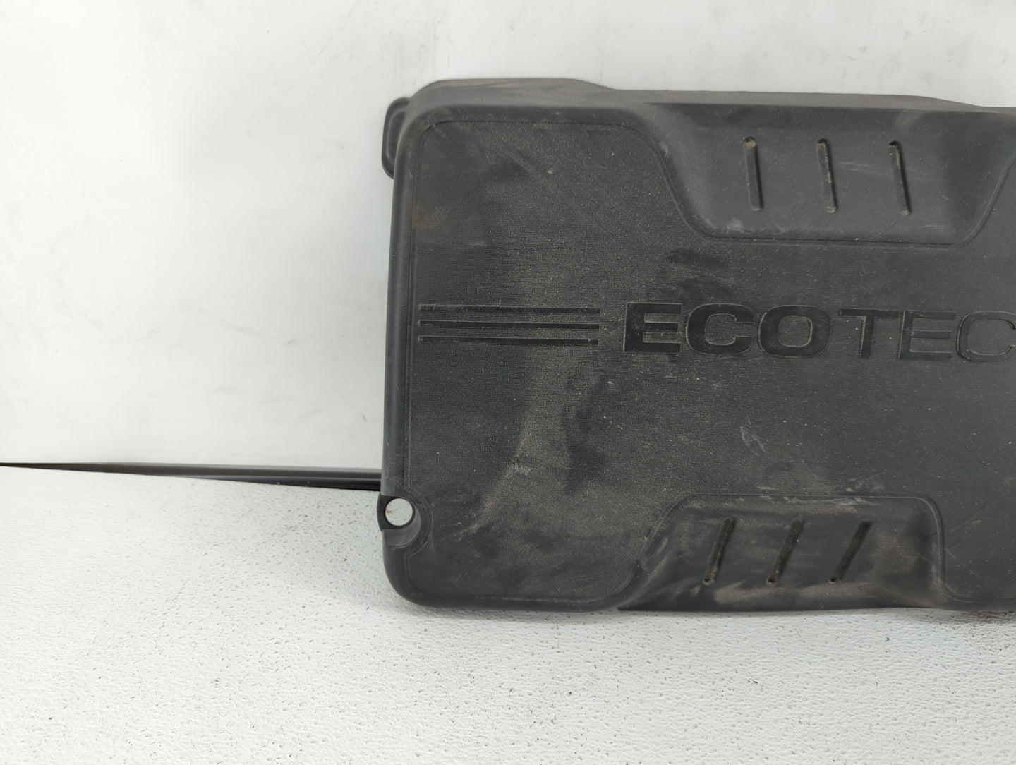 2013 Buick Verano Engine Cover - Oemusedautoparts1.com