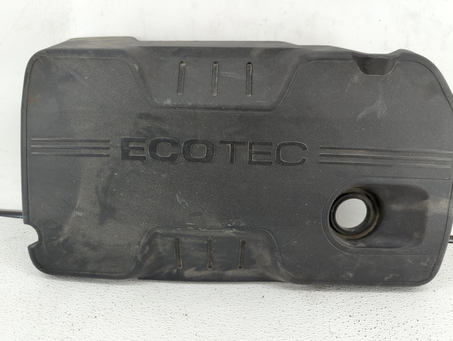 2013 Buick Verano Engine Cover - Oemusedautoparts1.com