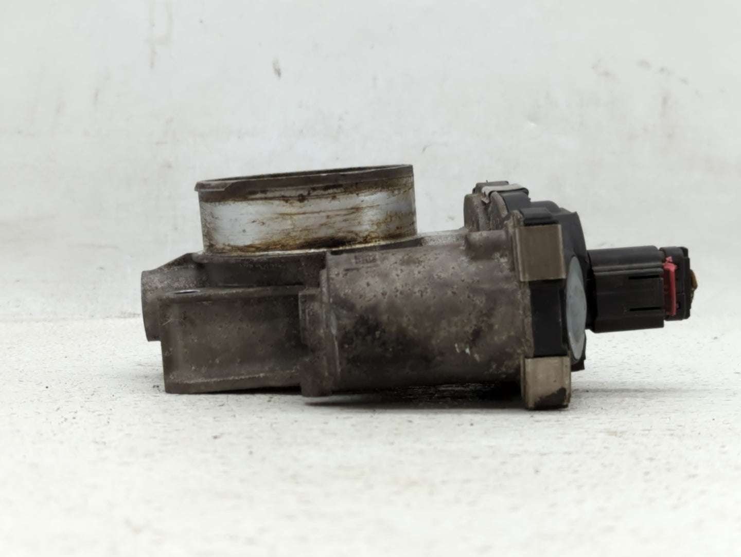 2012-2015 Buick Verano Throttle Body P/N:12627217DA 12632101CA Fits Fits 2012 2013 2014 2015 OEM Used Auto Parts - Oemusedau