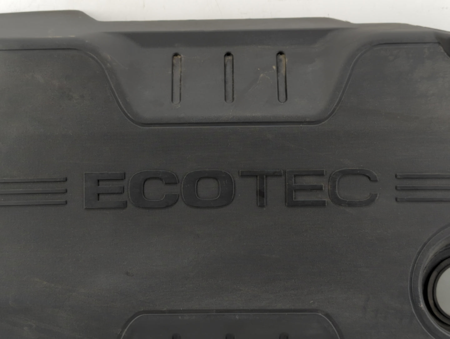 2013 Buick Verano Engine Cover - Oemusedautoparts1.com