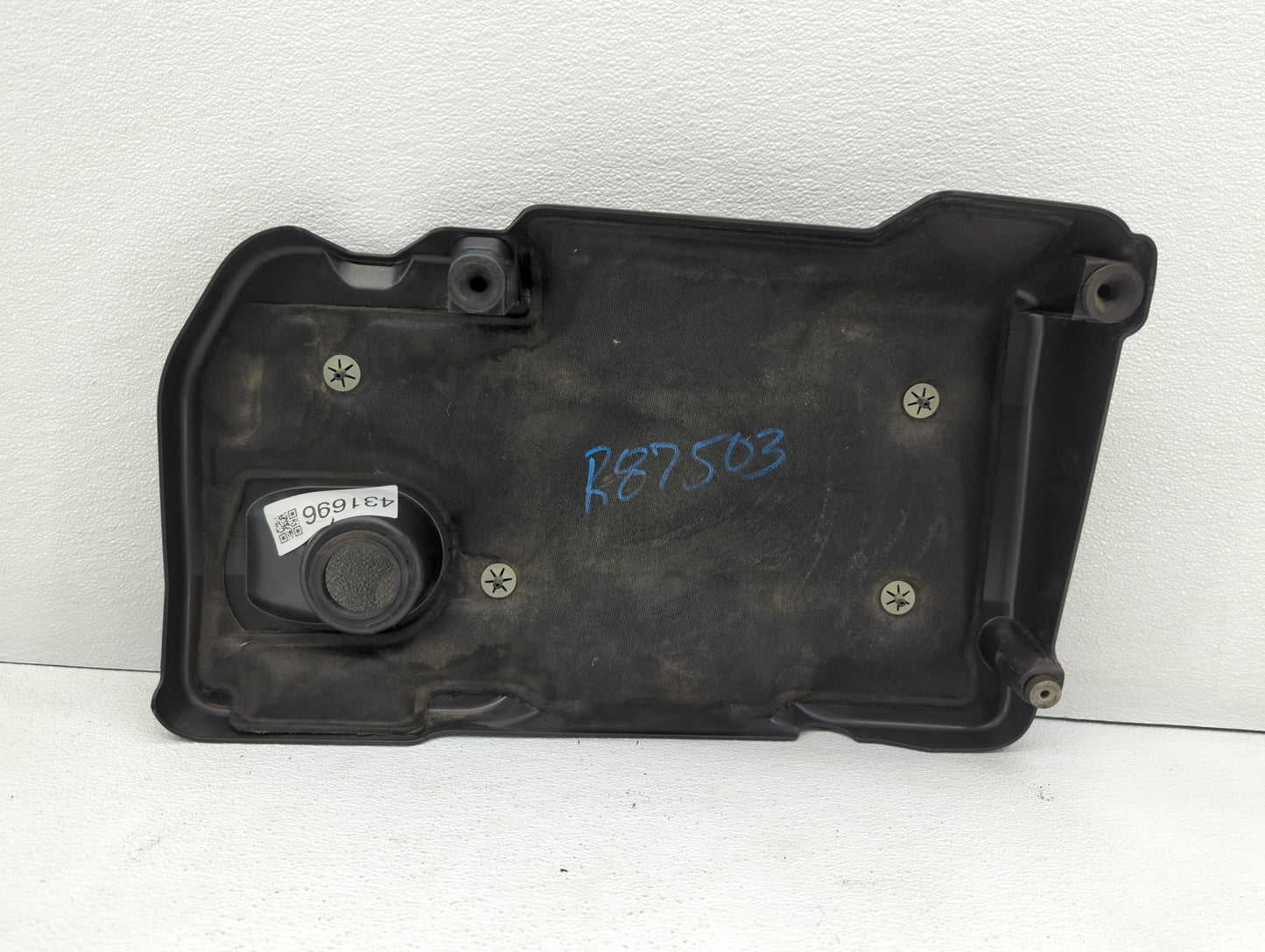 2013 Buick Verano Engine Cover - Oemusedautoparts1.com