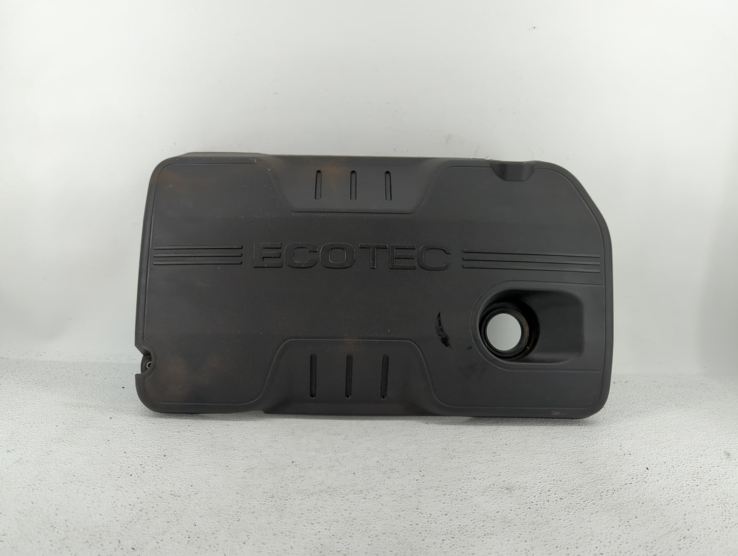 2013 Buick Verano Engine Cover - Oemusedautoparts1.com