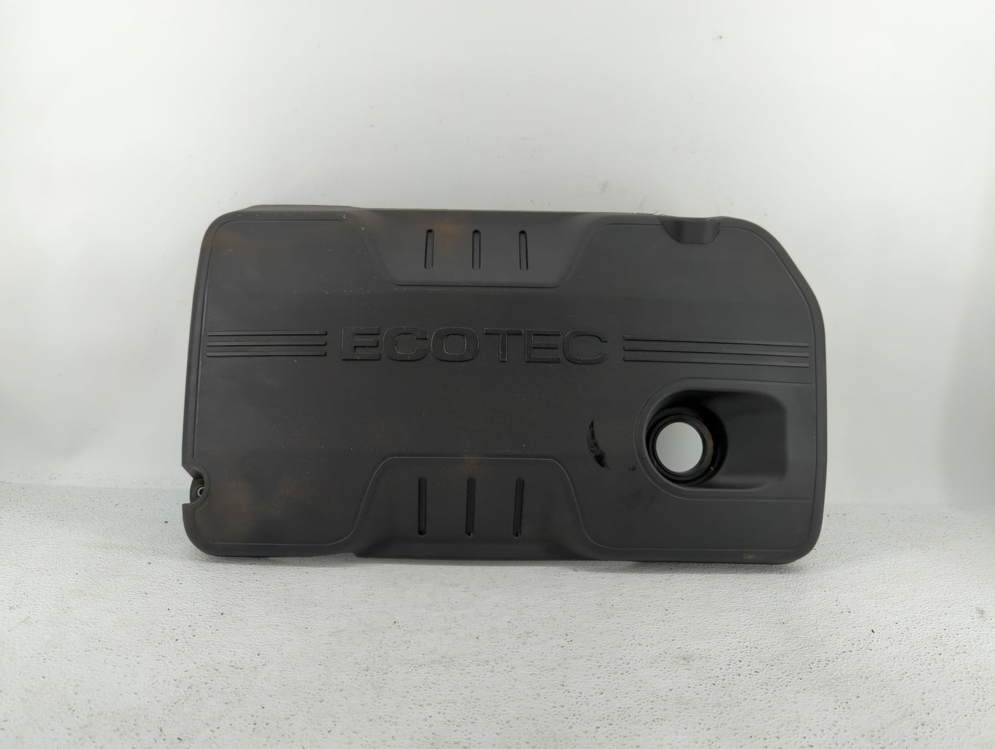 2013 Buick Verano Engine Cover - Oemusedautoparts1.com