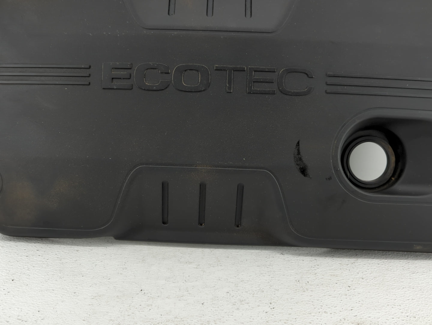 2013 Buick Verano Engine Cover - Oemusedautoparts1.com