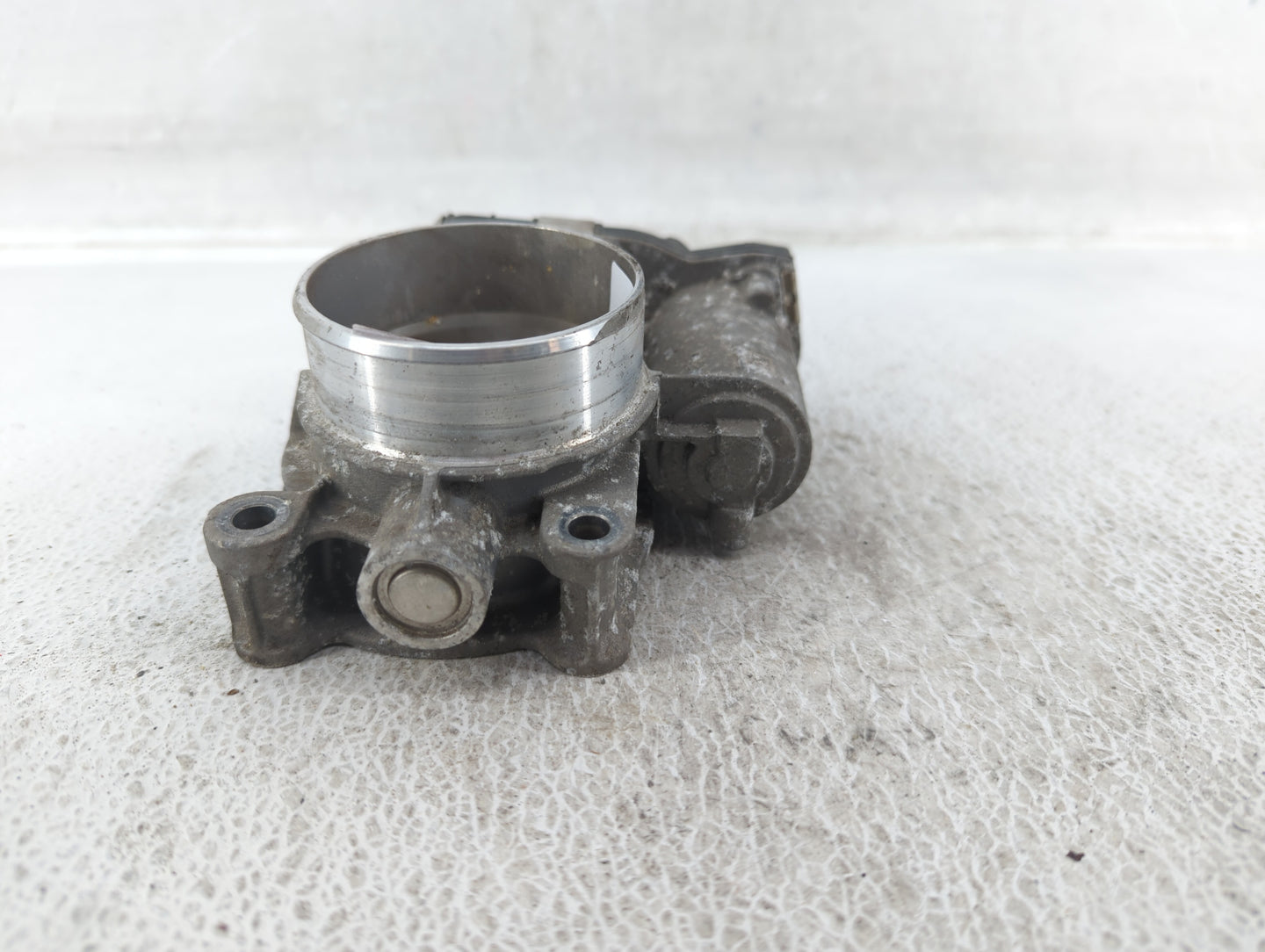 2012-2015 Buick Verano Throttle Body P/N:12632101CA Fits Fits 2012 2013 2014 2015 OEM Used Auto Parts - Oemusedautoparts1.co