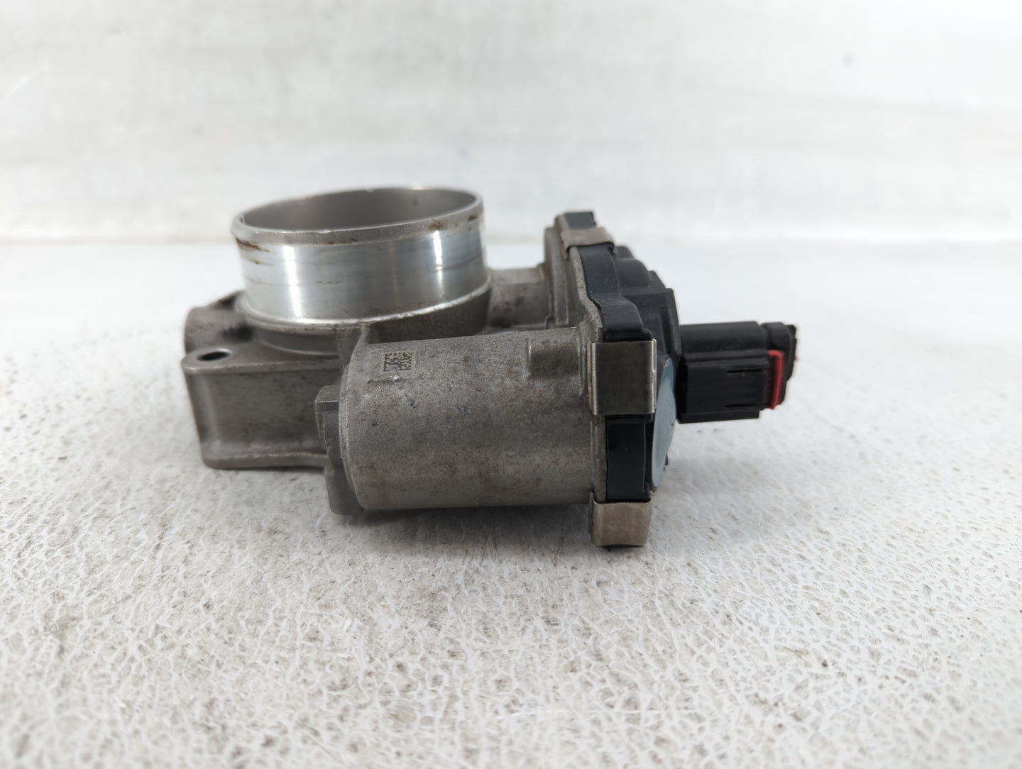 2012-2015 Buick Verano Throttle Body P/N:12632101CA Fits Fits 2012 2013 2014 2015 OEM Used Auto Parts - Oemusedautoparts1.co