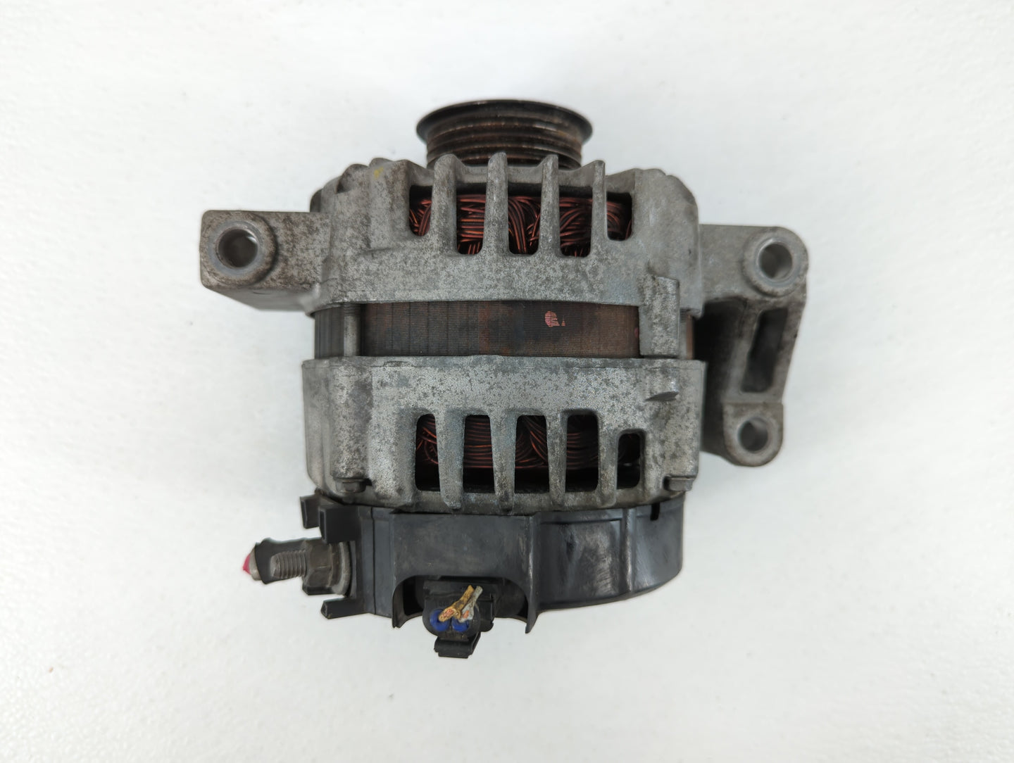 2012-2017 Buick Verano Alternator Replacement Generator Charging Assembly Engine OEM P/N:13500316 13588321 Fits OEM Used Aut