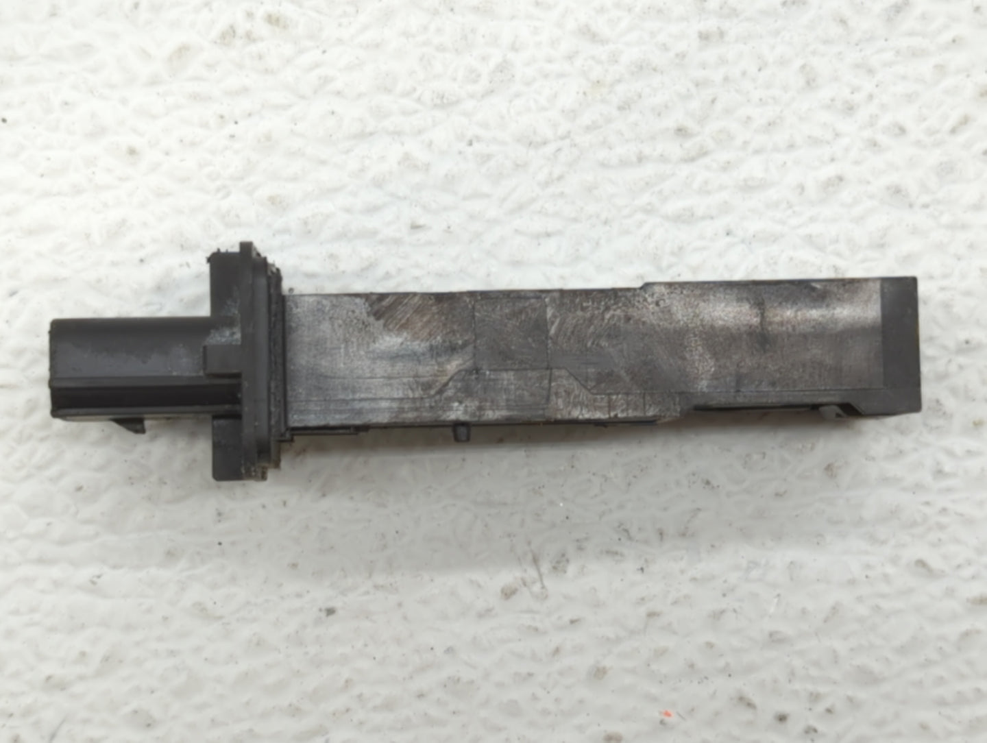 2013-2013 Buick Verano Mass Air Flow Meter Maf - Oemusedautoparts1.com