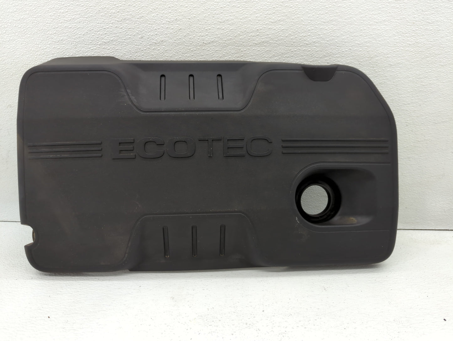 2013 Buick Verano Engine Cover - Oemusedautoparts1.com