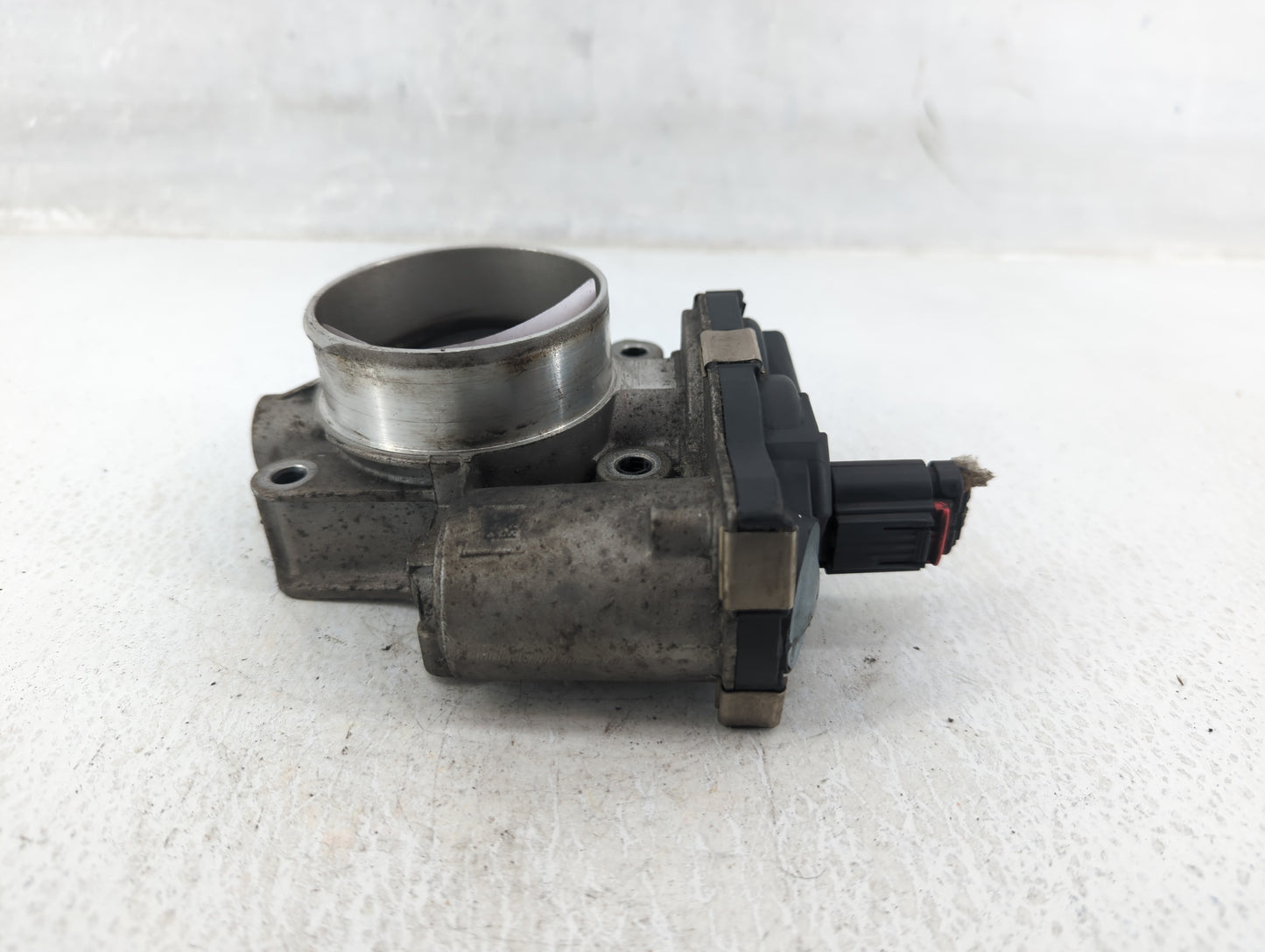2012-2015 Buick Verano Throttle Body P/N:12632101CA Fits Fits 2012 2013 2014 2015 OEM Used Auto Parts - Oemusedautoparts1.co