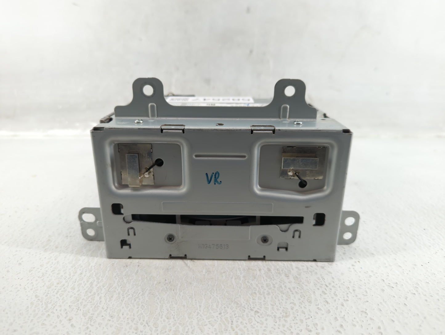 2013-2013 Buick Verano Radio Control Panel - Oemusedautoparts1.com