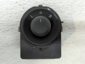 2012-2017 Buick Verano Master Power Window Switch Replacement Driver Side Left P/N:272182 Fits OEM Used Auto Parts - Oemused