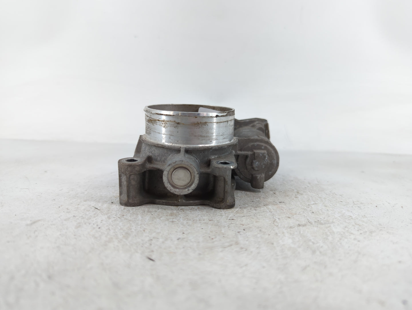 2012-2015 Buick Verano Throttle Body P/N:12632101CA Fits Fits 2012 2013 2014 2015 OEM Used Auto Parts - Oemusedautoparts1.co