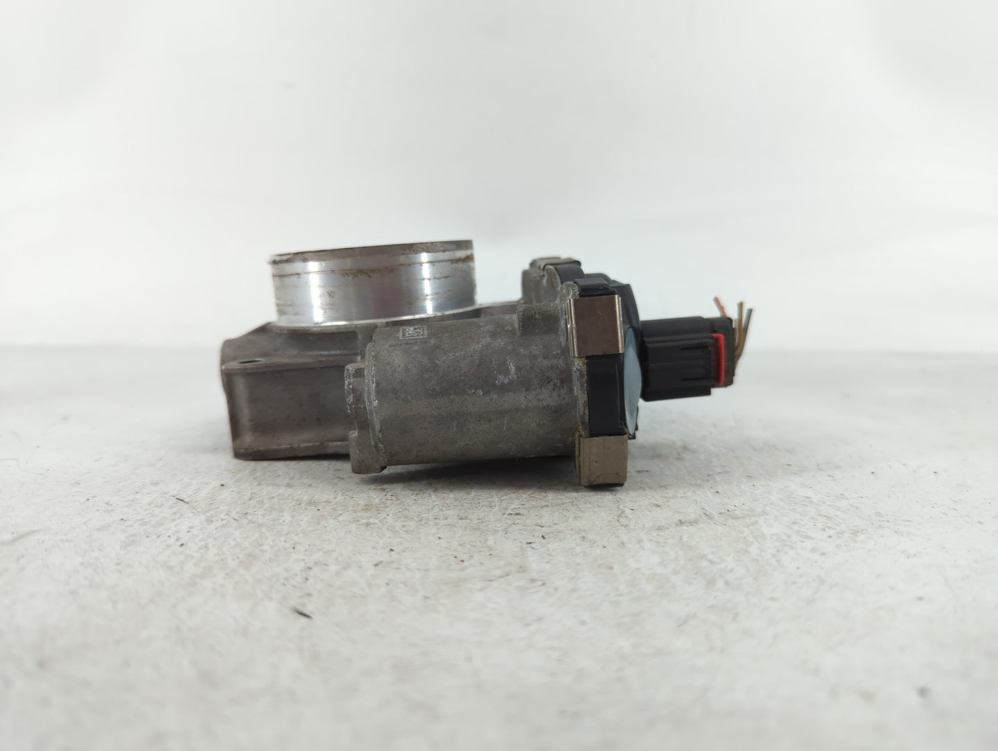 2012-2015 Buick Verano Throttle Body P/N:12632101CA Fits Fits 2012 2013 2014 2015 OEM Used Auto Parts - Oemusedautoparts1.co