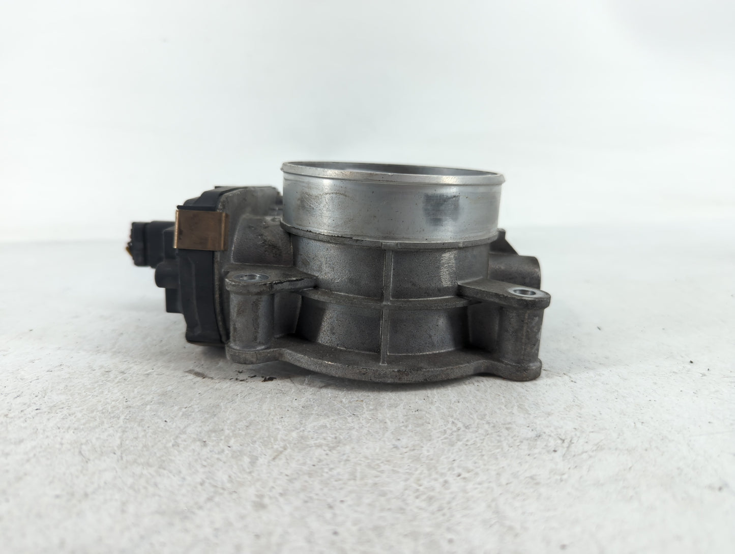 2013 Buick Verano Throttle Body Fits OEM Used Auto Parts - Oemusedautoparts1.com
