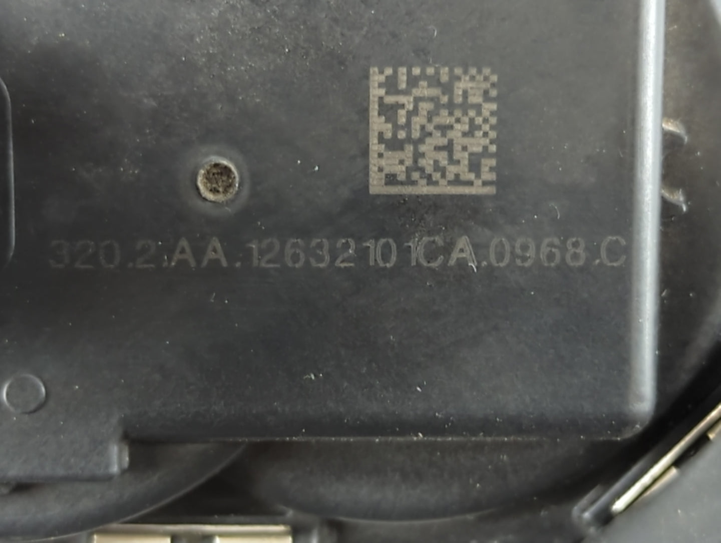 2012-2015 Buick Verano Throttle Body P/N:12632101CA Fits Fits 2012 2013 2014 2015 OEM Used Auto Parts - Oemusedautoparts1.co
