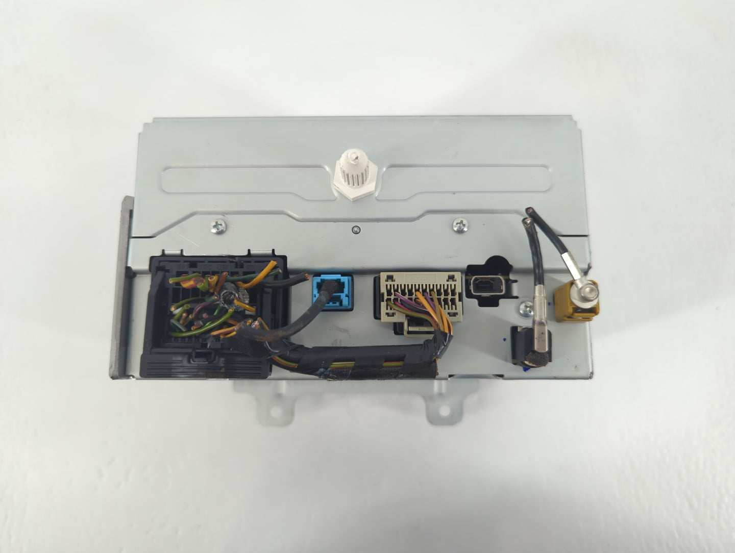 2013-2013 Buick Verano Am Fm Cd Player Radio Receiver - Oemusedautoparts1.com
