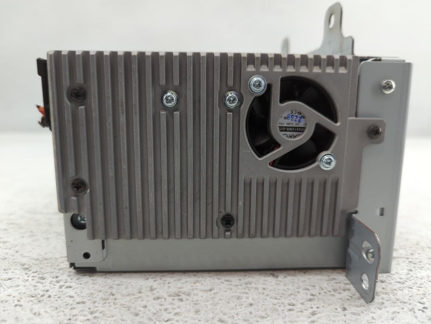 2013-2013 Buick Verano Am Fm Cd Player Radio Receiver - Oemusedautoparts1.com