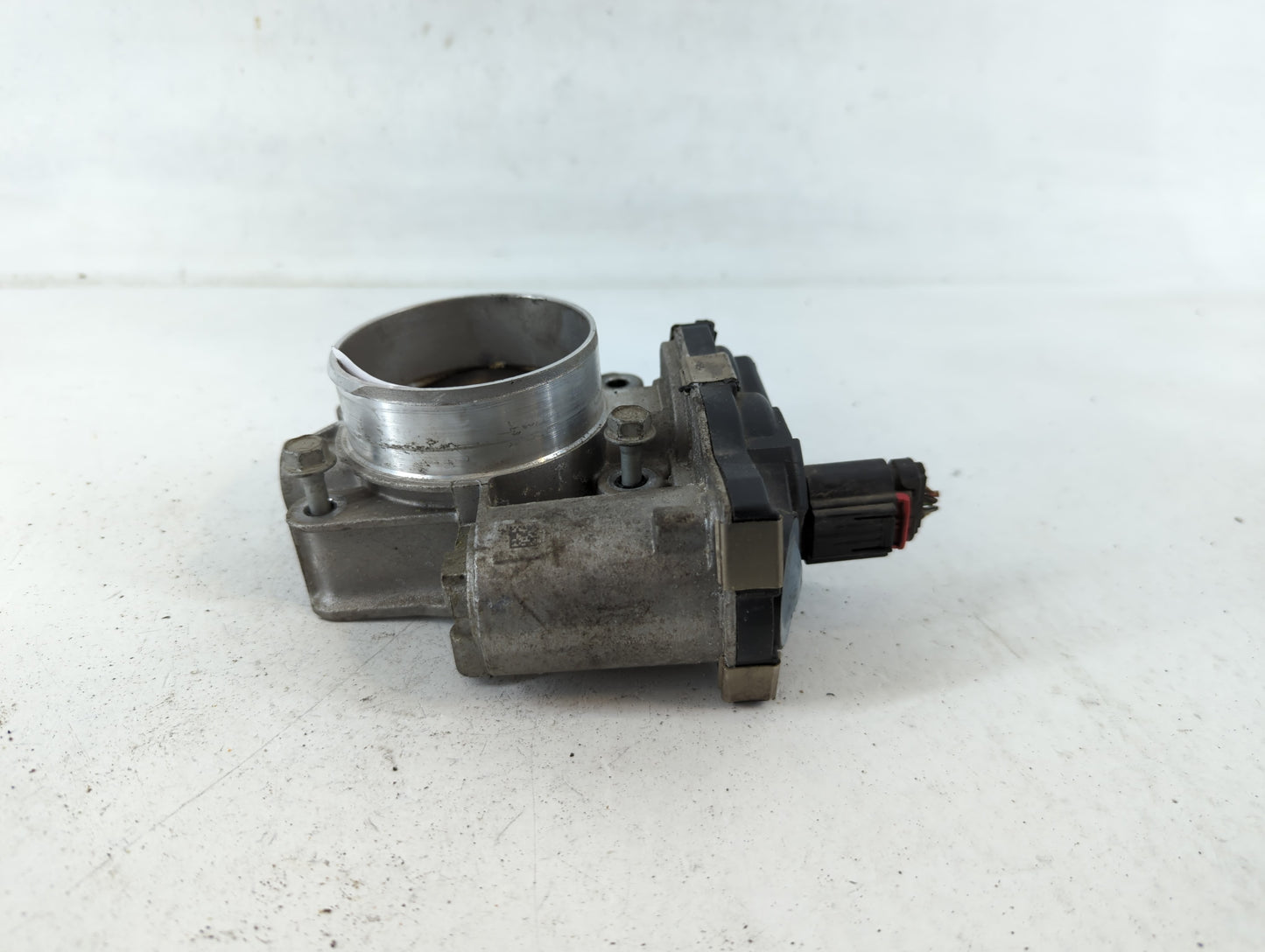 2012-2015 Buick Verano Throttle Body P/N:12632101CA Fits Fits 2012 2013 2014 2015 OEM Used Auto Parts - Oemusedautoparts1.co