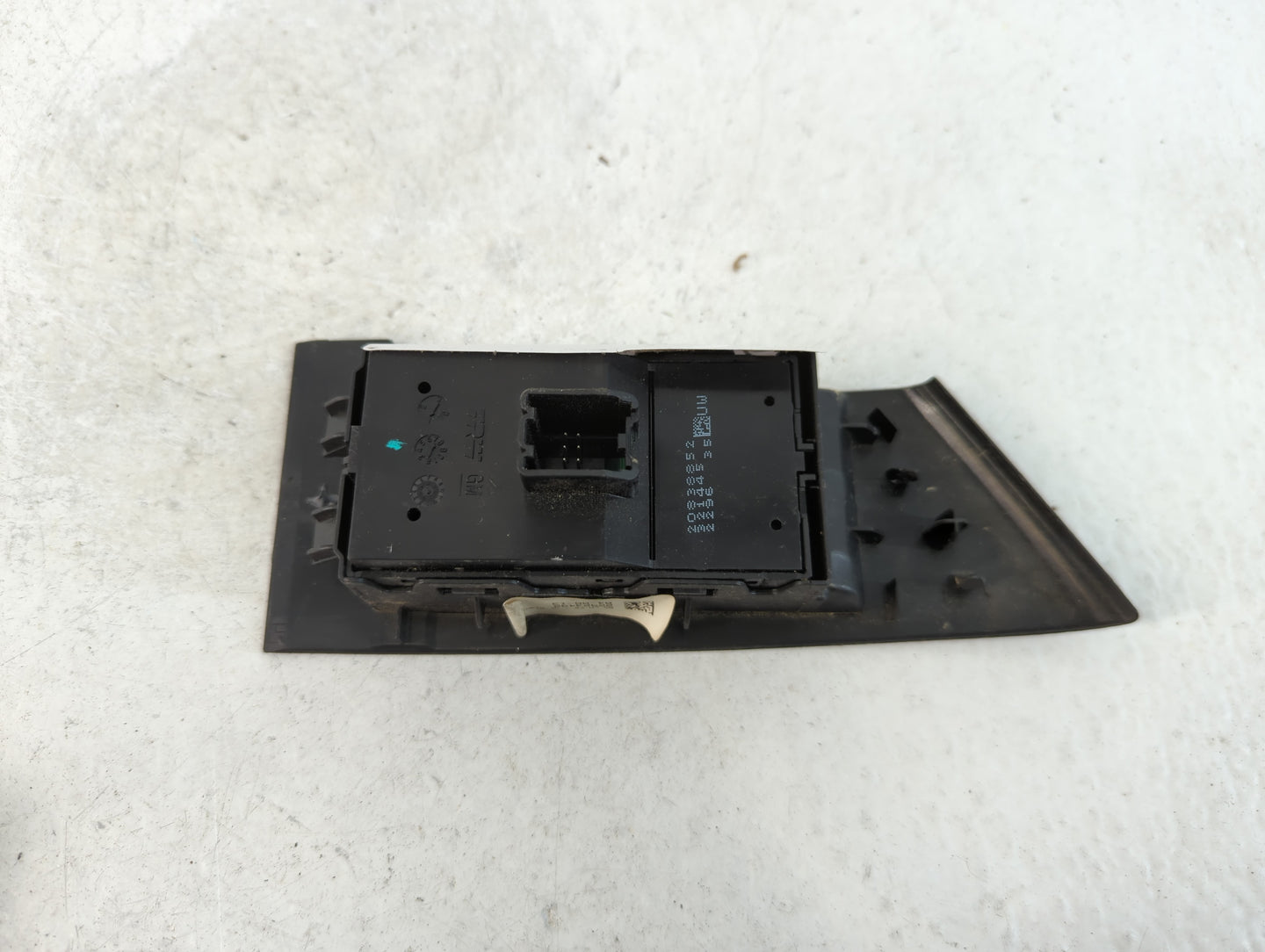 2012-2014 Buick Verano Master Power Window Switch Replacement Driver Side Left P/N:22923492 Fits Fits 2011 2012 2013 2014 20