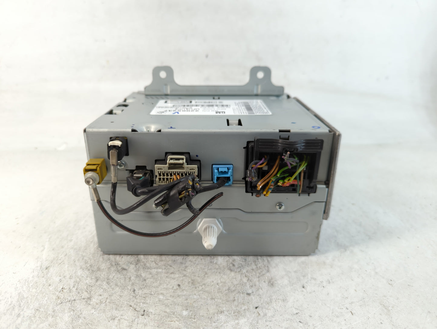 2013 Buick Verano Radio AM FM Cd Player Receiver Replacement P/N:22976237 Fits Fits 2014 2015 2016 OEM Used Auto Parts - Oem