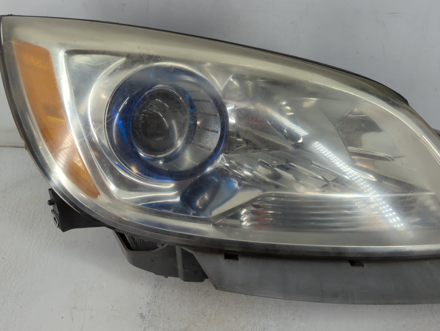 2013-2014 Buick Verano Headrest Head Rest Front Driver Passenger Seat Fits Fits 2013 2014 OEM Used Auto Parts - Oemusedautop