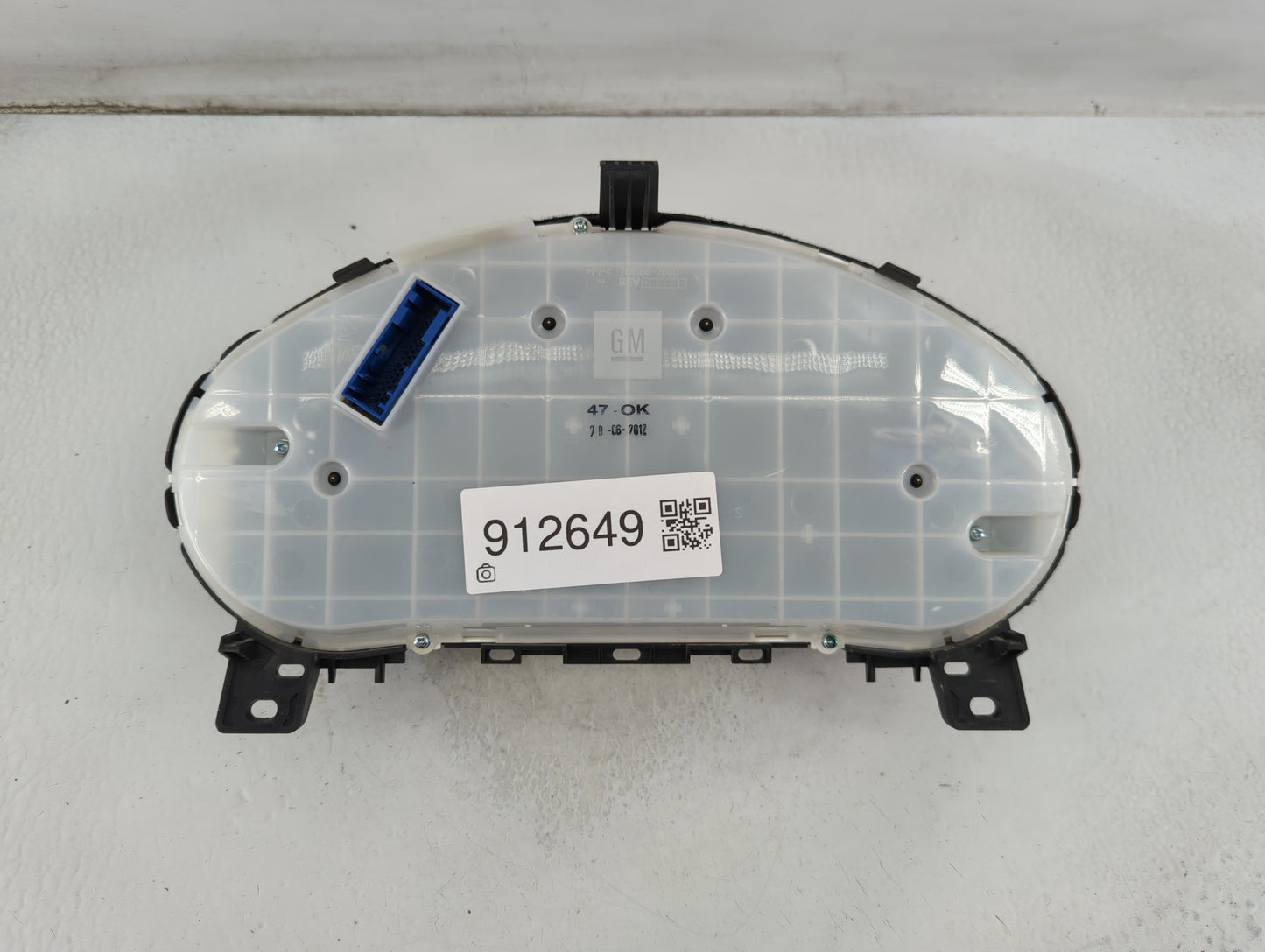 2013 Buick Verano Instrument Cluster Speedometer Gauges P/N:22978276 Fits OEM Used Auto Parts - Oemusedautoparts1.com