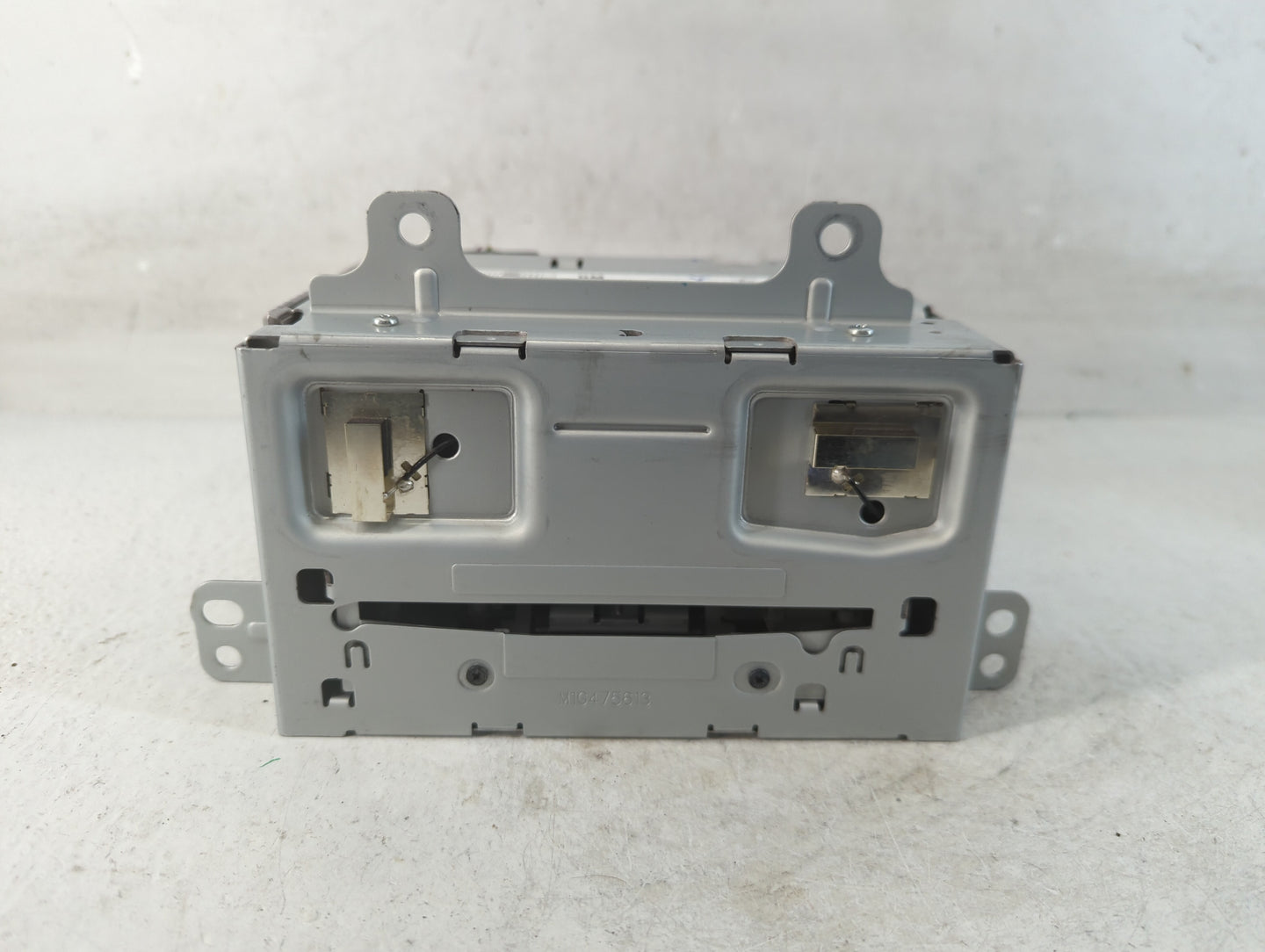 2013 Buick Verano Radio AM FM Cd Player Receiver Replacement P/N:22965237 Fits Fits 2014 2015 2016 OEM Used Auto Parts - Oem
