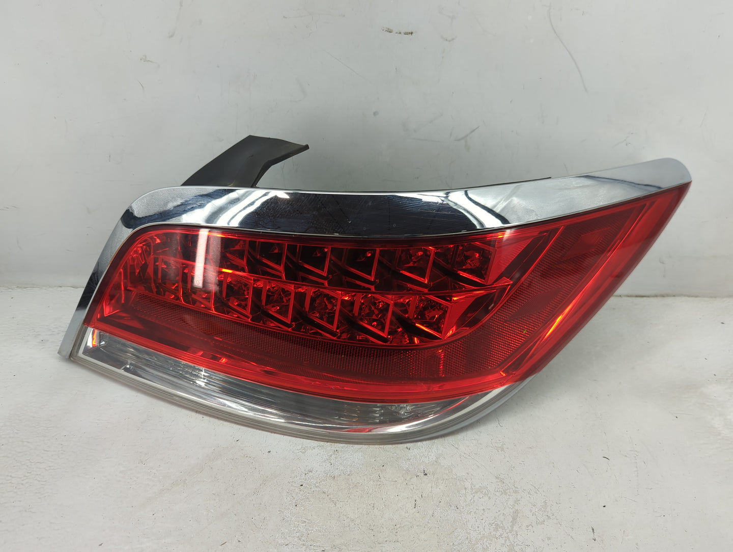 2013 Buick Lacrosse Lacros Tail Light Assembly Passenger Right OEM P/N:22891782 Fits OEM Used Auto Parts - Oemusedautoparts1