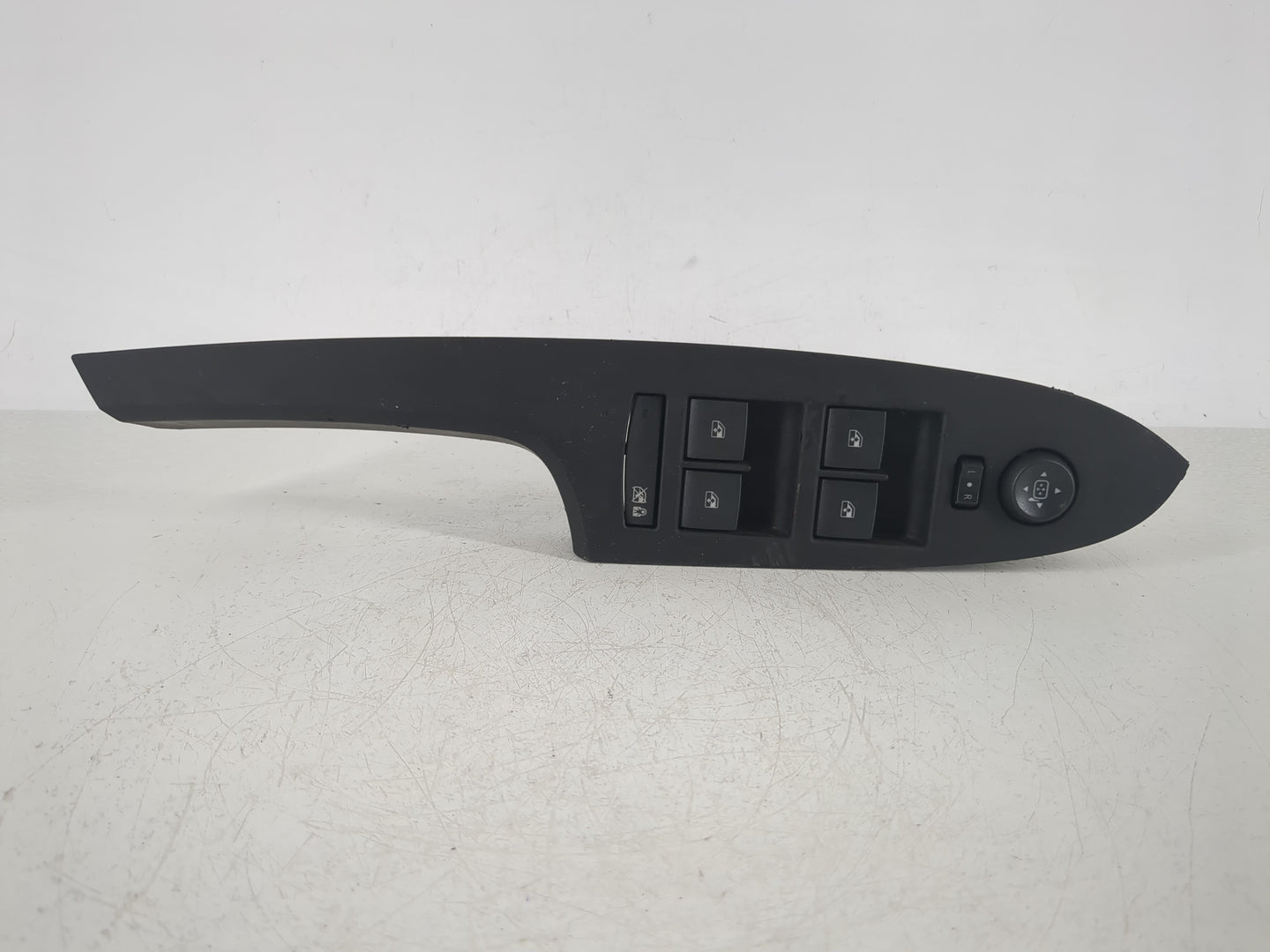 2013 Cadillac Ats Master Power Window Switch Replacement Driver Side Left P/N:22972504 22747718 Fits OEM Used Auto Parts - O