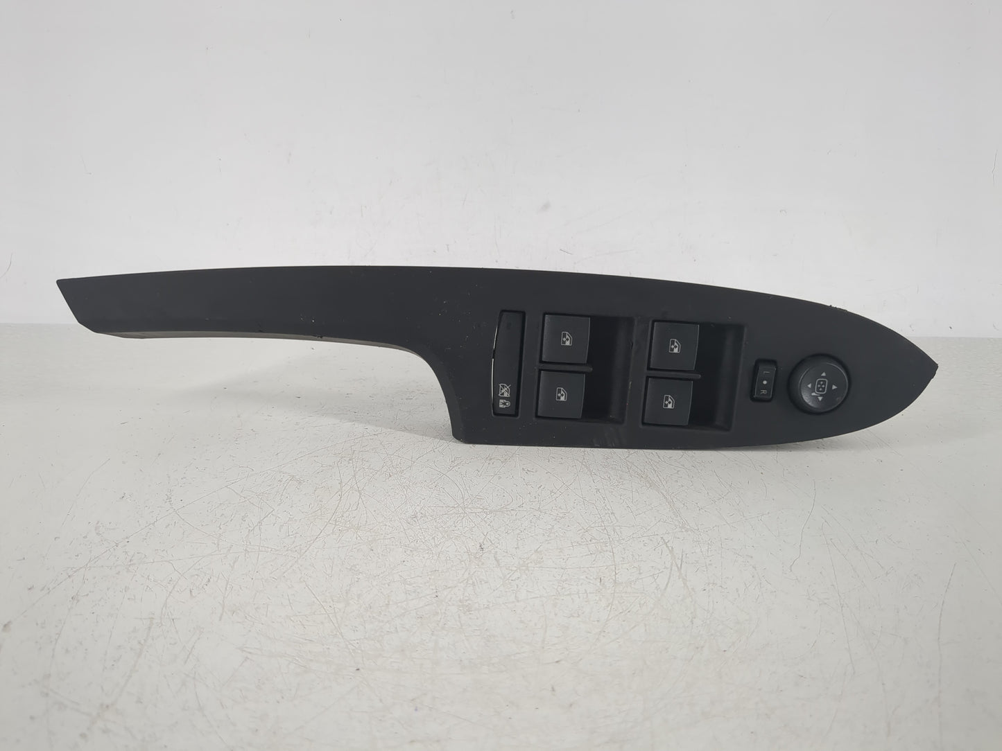 2013 Cadillac Ats Master Power Window Switch Replacement Driver Side Left P/N:22972504 22747718 Fits OEM Used Auto Parts - O