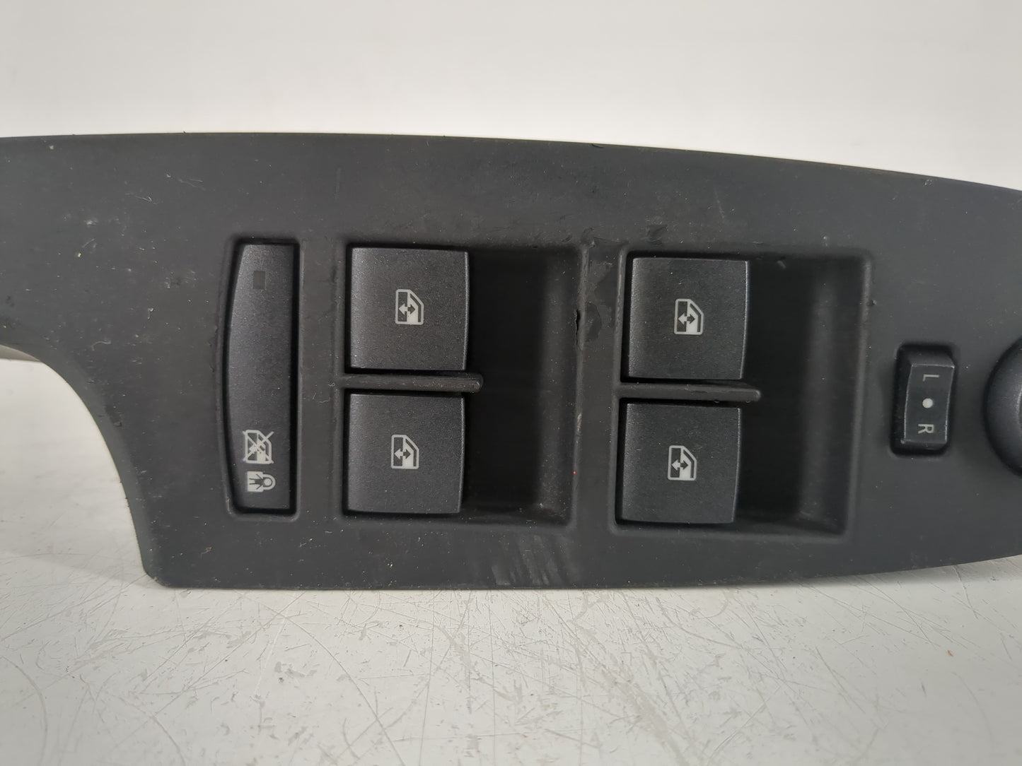 2013 Cadillac Ats Master Power Window Switch Replacement Driver Side Left P/N:22972504 22747718 Fits OEM Used Auto Parts - O