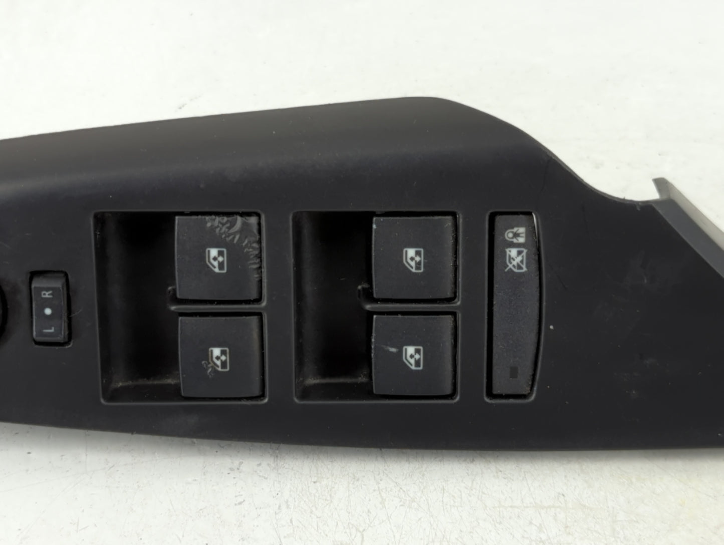 2013 Cadillac Ats Master Power Window Switch Replacement Driver Side Left P/N:22747718 Fits OEM Used Auto Parts - Oemusedaut