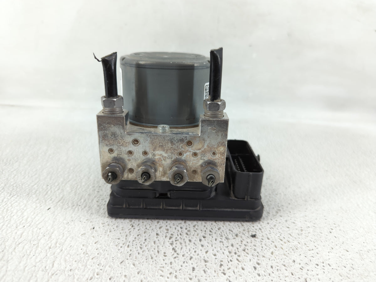 2013 Cadillac Ats Anti-Lock Brake ABS Pump Module Actuator OEM P/N:22994568 Fits OEM Used Auto Parts - Oemusedautoparts1.com