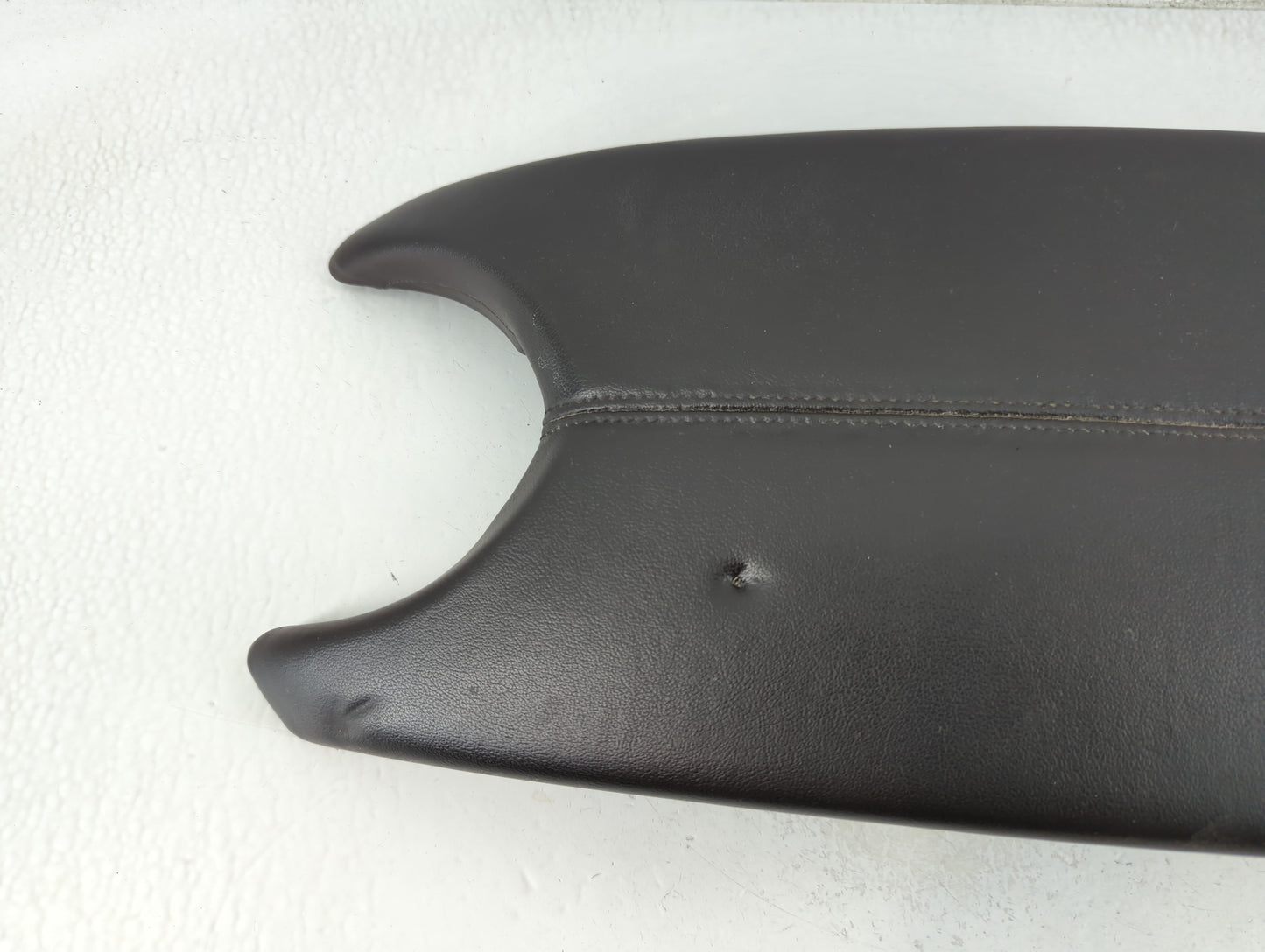 2013 Cadillac Ats Center Console Armrest Cover Lid P/N:1175526X-10-P5 Fits OEM Used Auto Parts - Oemusedautoparts1.com