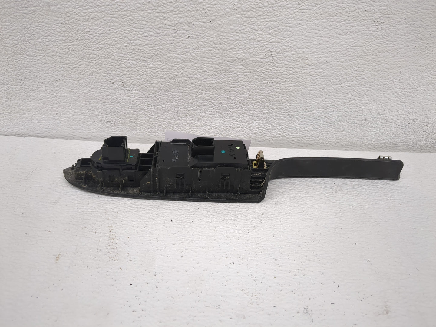 2013 Cadillac Ats Master Power Window Switch Replacement Driver Side Left P/N:22747718 Fits OEM Used Auto Parts - Oemusedaut